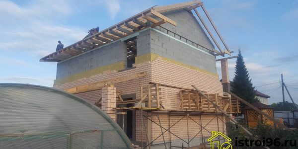 Строительство крыши и фасадные работы село Малобрусянское